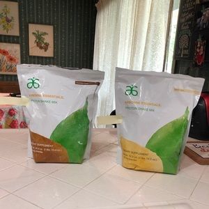 Arbonne Vanil and Choc